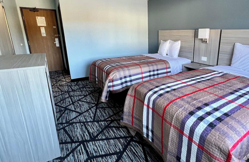 Hotel Butler Inn PA photo 19