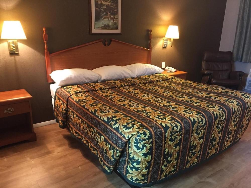 Deerfield Inn New Johnsonville photo 2