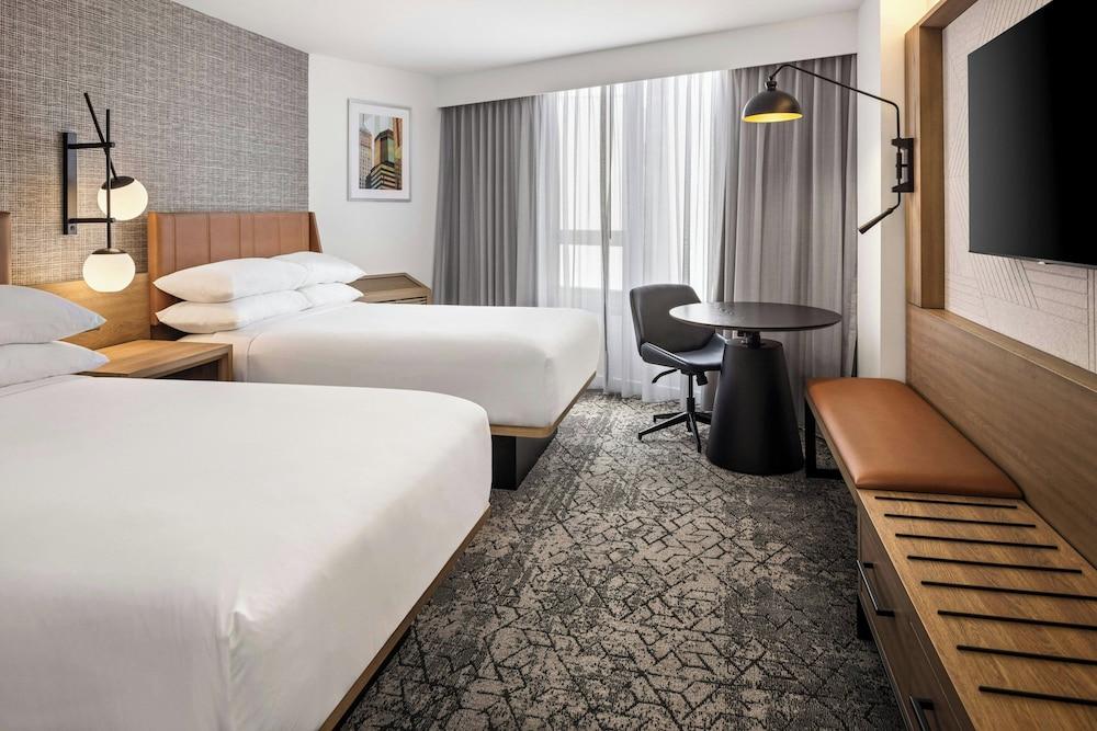 Sheraton Minneapolis Downtown Convention Center photo 9