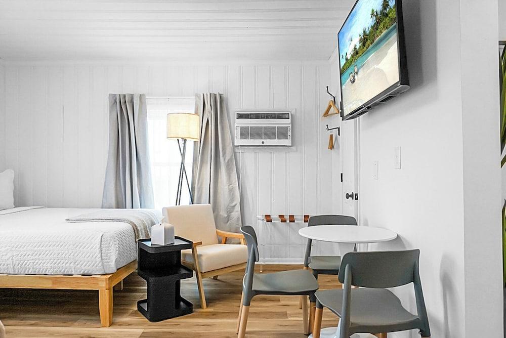 Boardwalk Inn photo 4