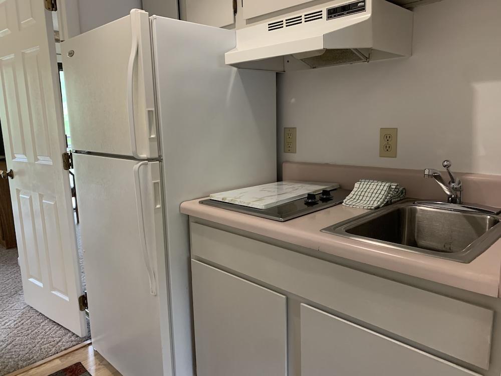 Laurel Inn Condominium photo 56