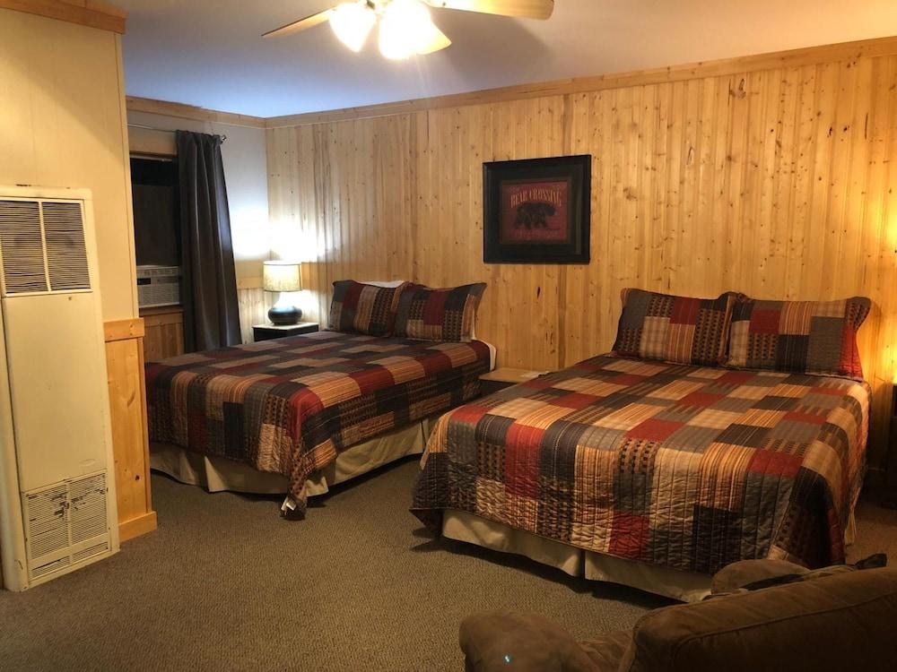 Hotel Expedition photo 11