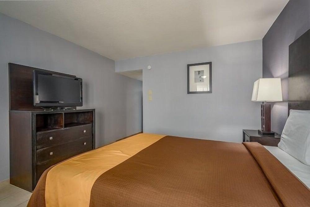 Extend a Suites & RV Park photo 7