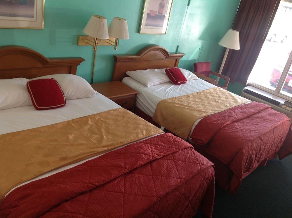 Budget Inn photo 12