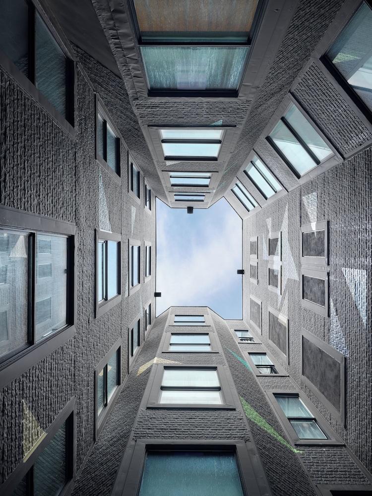 Axiom Hotel photo 61