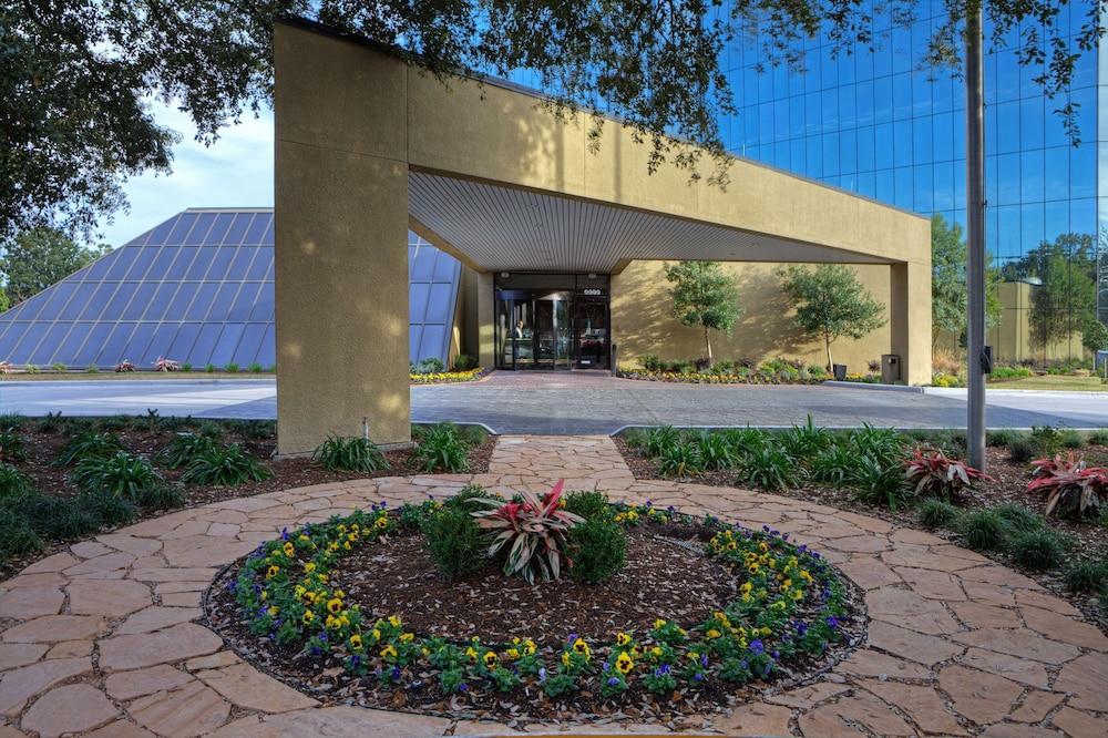 Hilton Houston Westchase photo 40