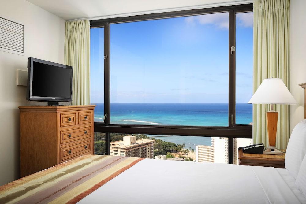 Aston Waikiki Sunset photo 62