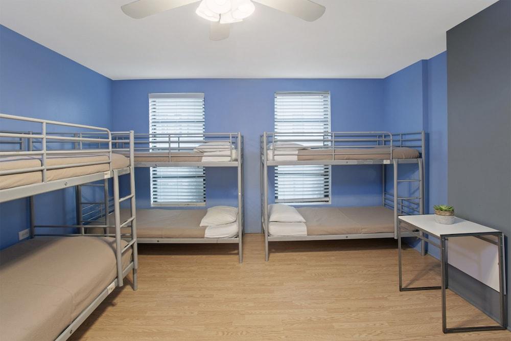 Chicago Parthenon Hostel photo 29
