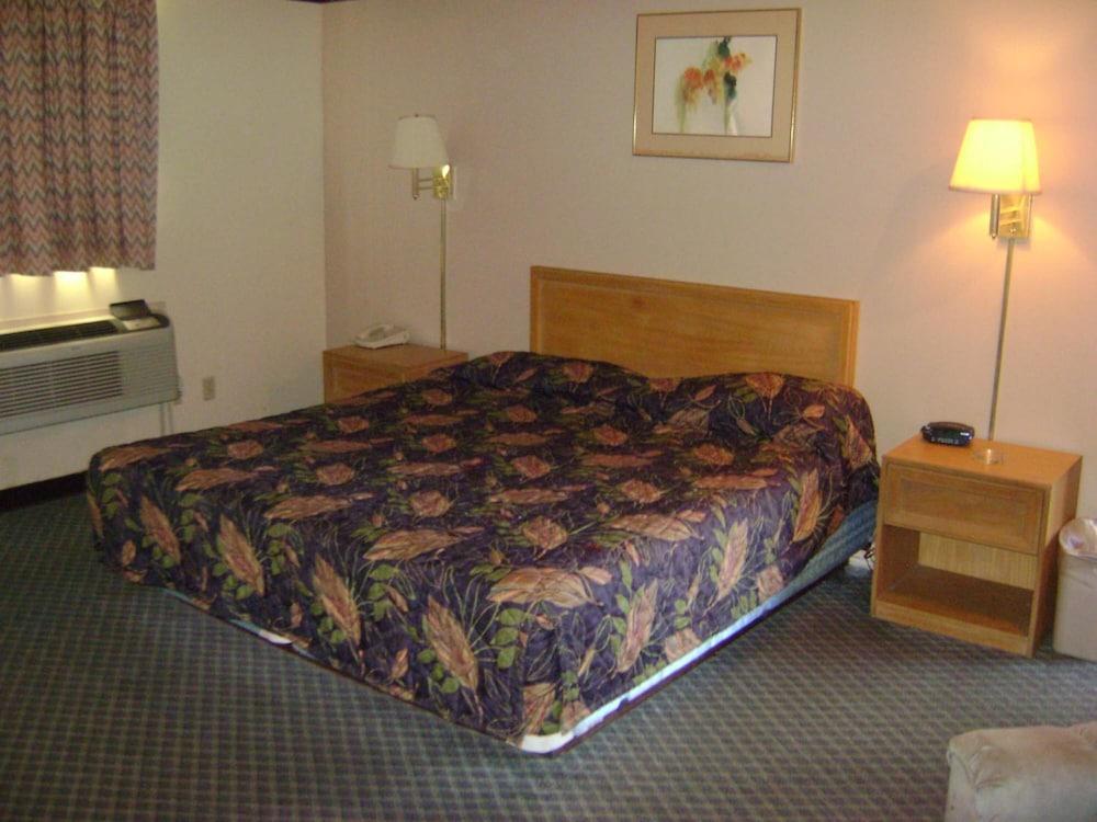 Ashland Inn photo 39
