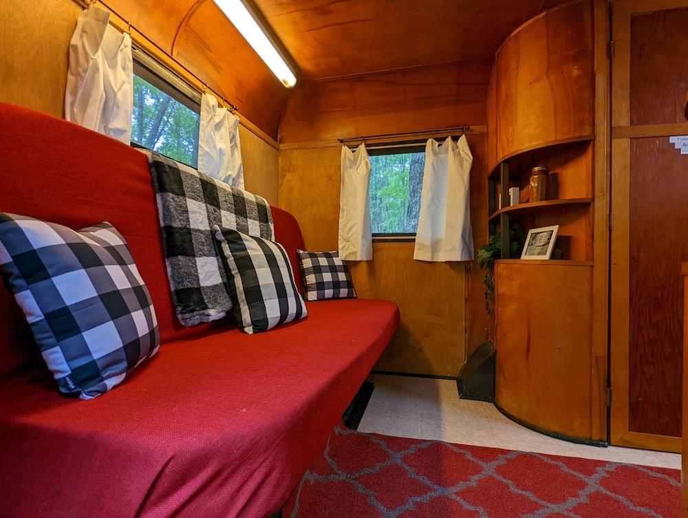 POV Lake Resort & Glamping Campground photo 68