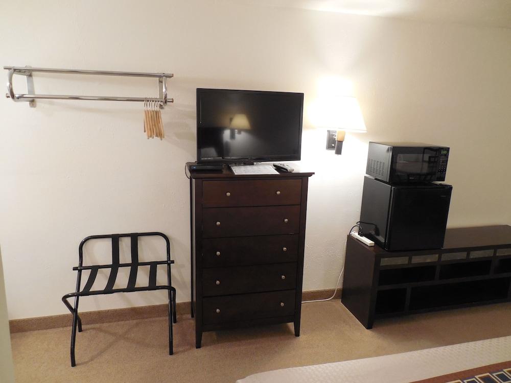 Motel 70 photo 20