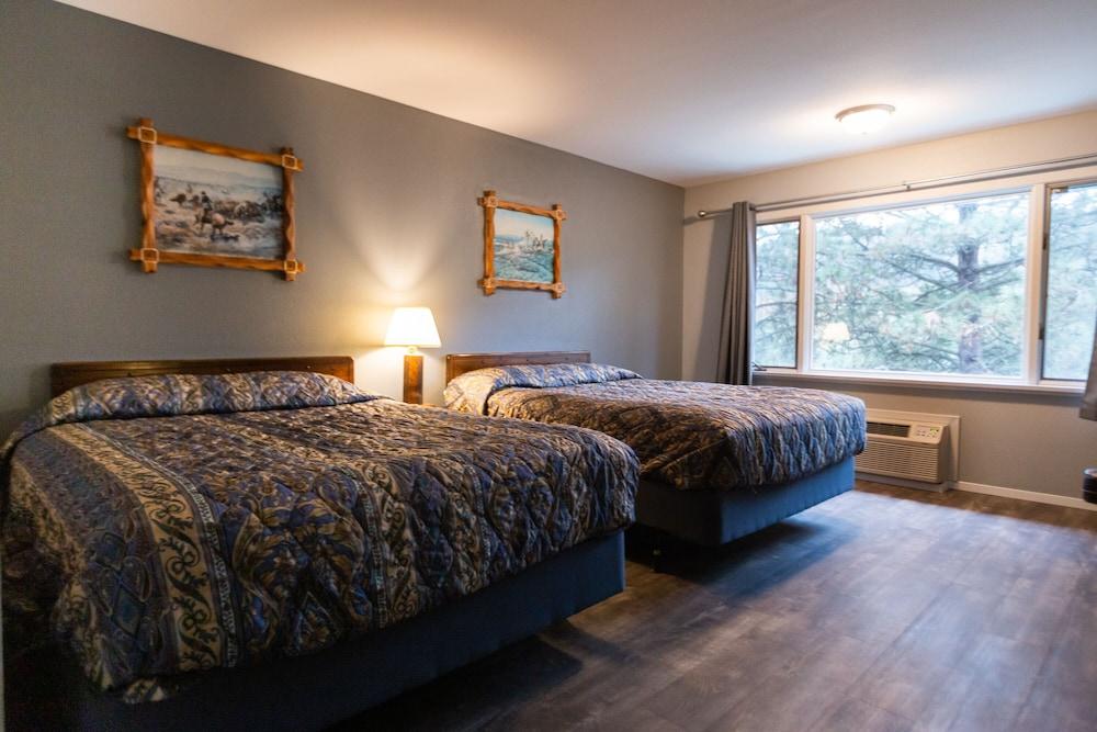 Rimrock Lodge photo 3