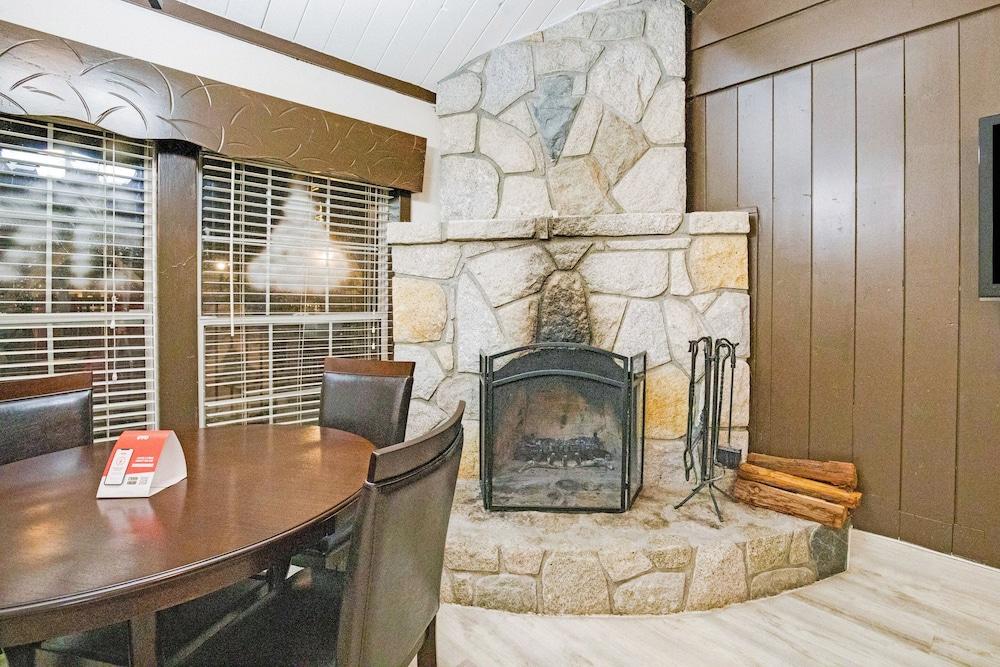 Arrowhead Tree Top Lodge photo 44