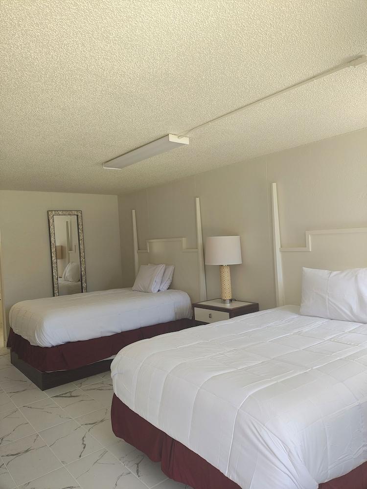 Super Inn Motel photo 5