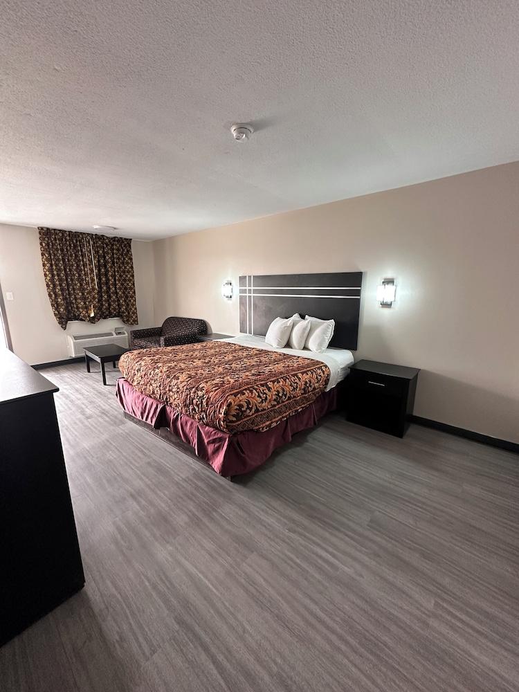 Sunset Inn photo 4