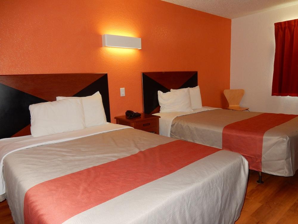 Quality Inn Ponca City photo 5