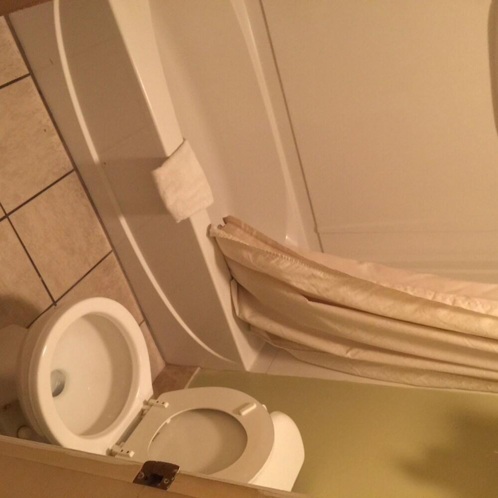 Ashland Inn photo 15