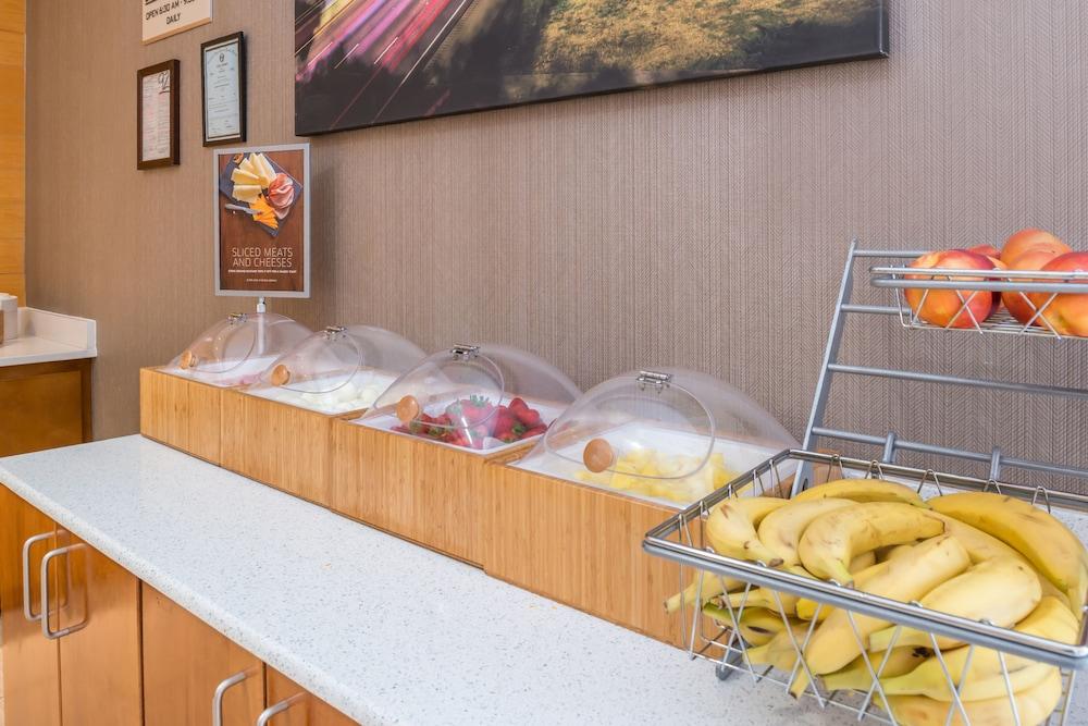 SpringHill Suites Huntsville Downtown photo 29