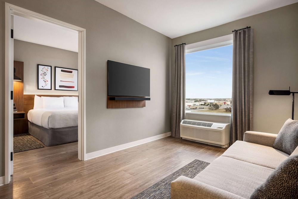 Hawthorn Extended Stay by Wyndham Del Rio photo 22