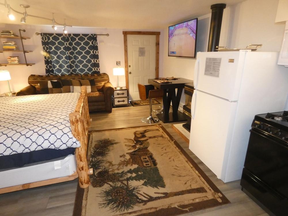 Yellowstone Motel - Adults Only photo 50