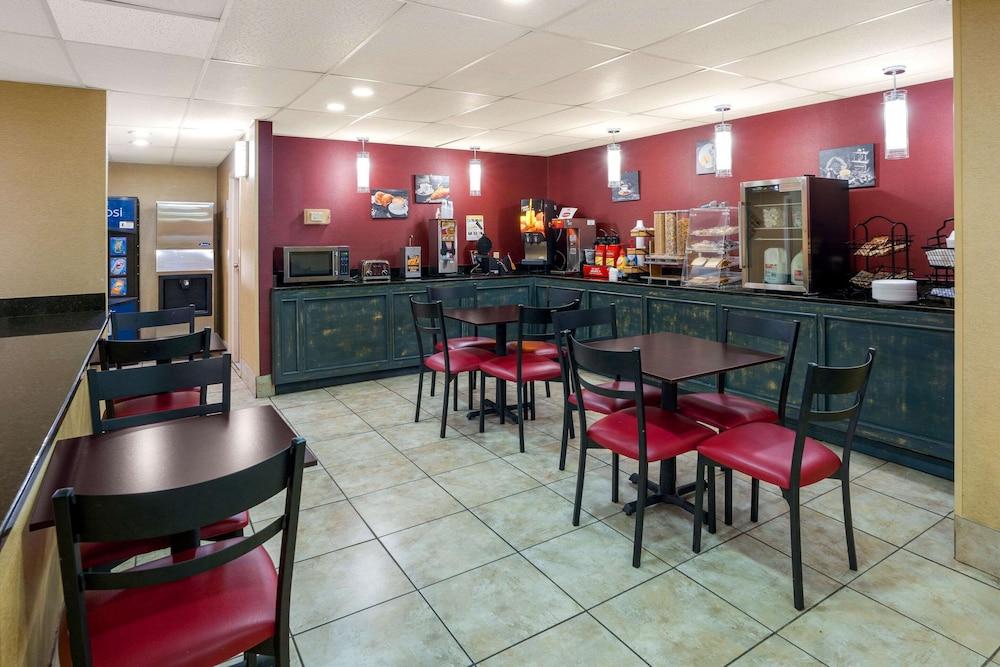 Rodeway Inn Brandon - Jackson East photo 22