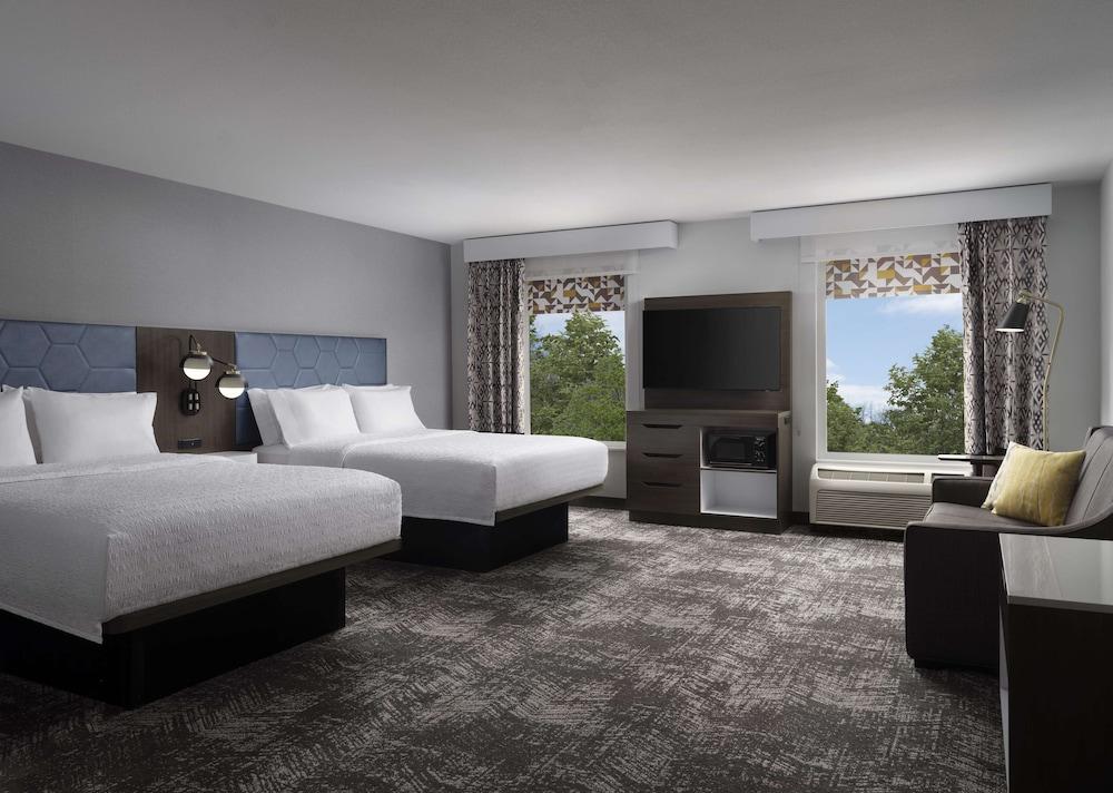 Hampton Inn & Suites Dallas-DFW ARPT W-SH 183 Hurst photo 18