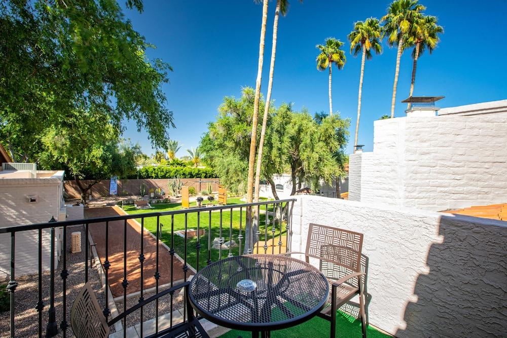 Scottsdale Camelback Resort photo 34