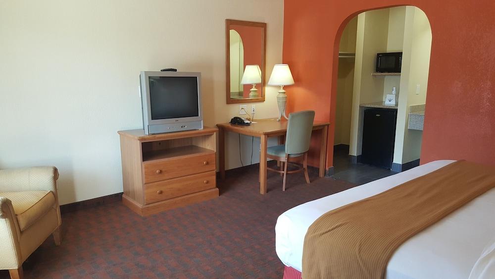 Stadium Motel photo 8