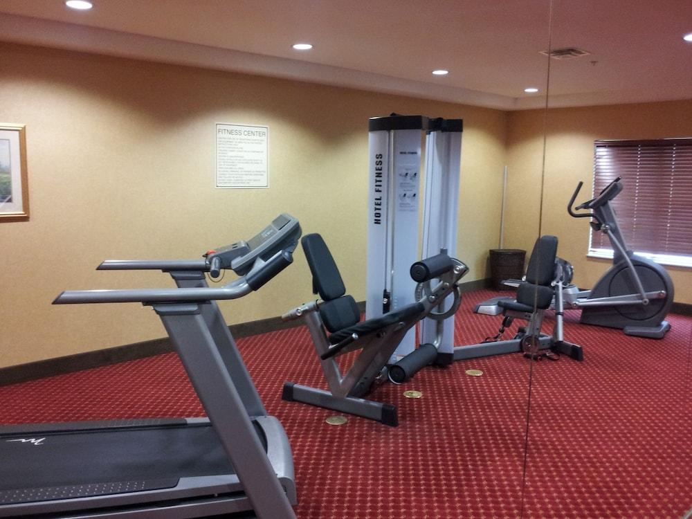 Quality Suites Near Cedar Creek Lake photo 21