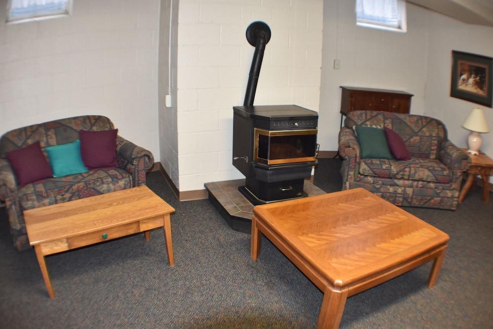Foggy Mountain Lodge photo 15