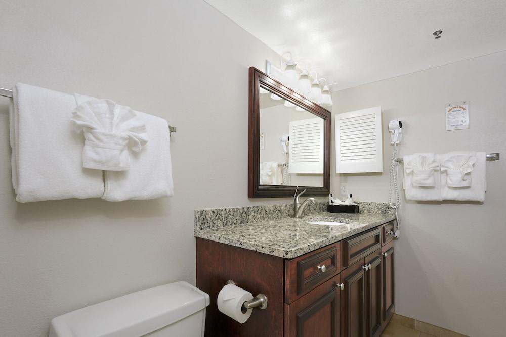 Parc Corniche Condominium Suite Hotel photo 30
