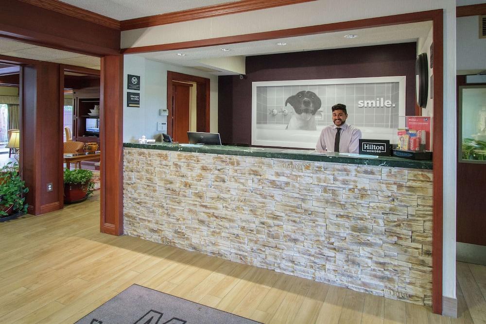 Hampton Inn South Haven photo 4