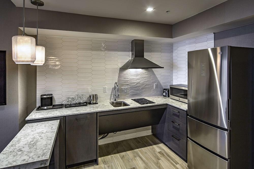 DoubleTree by Hilton Hotel Modesto photo 13