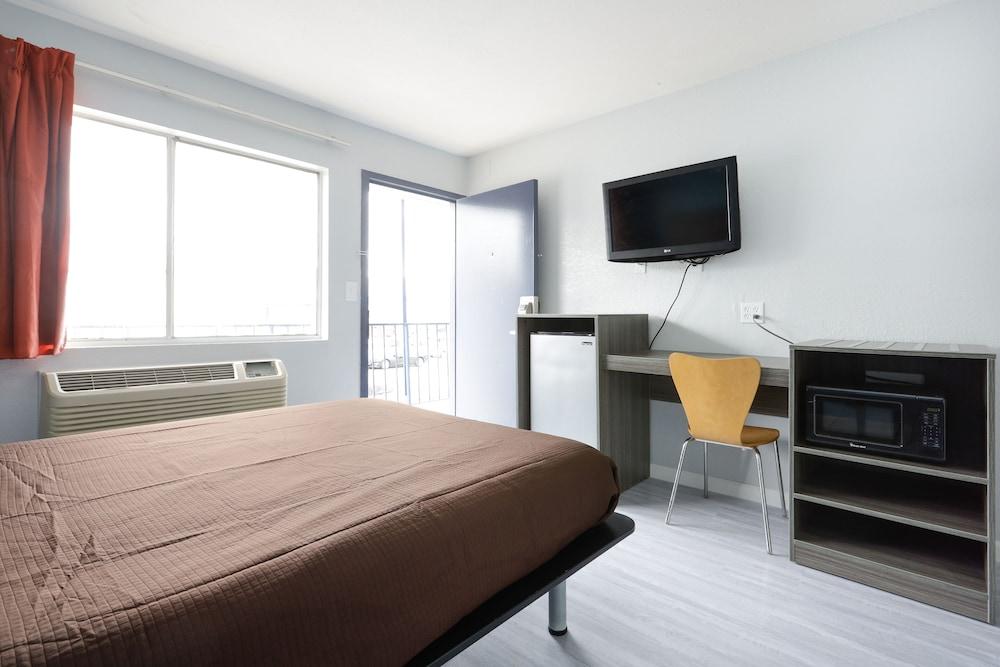 Rest Inn photo 1