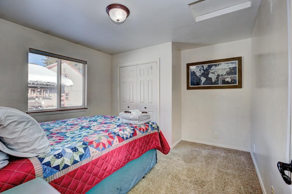 Cascade Lake Inn photo 38