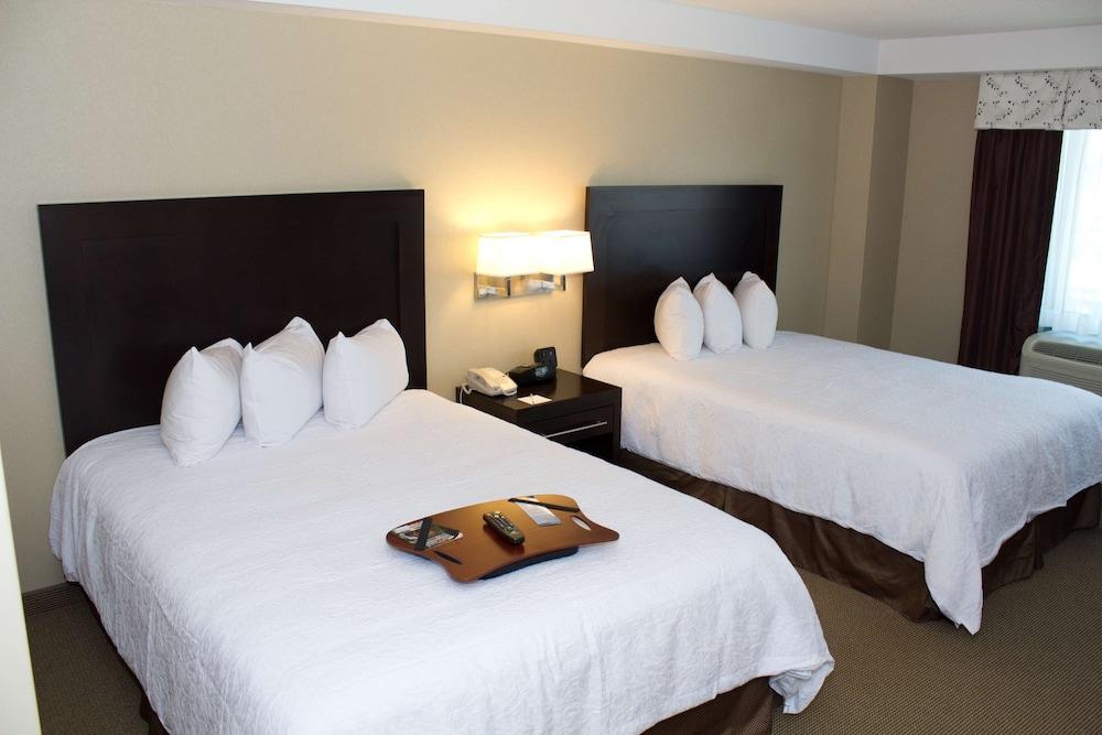 Hampton Inn & Suites Boston Crosstown Center photo 8