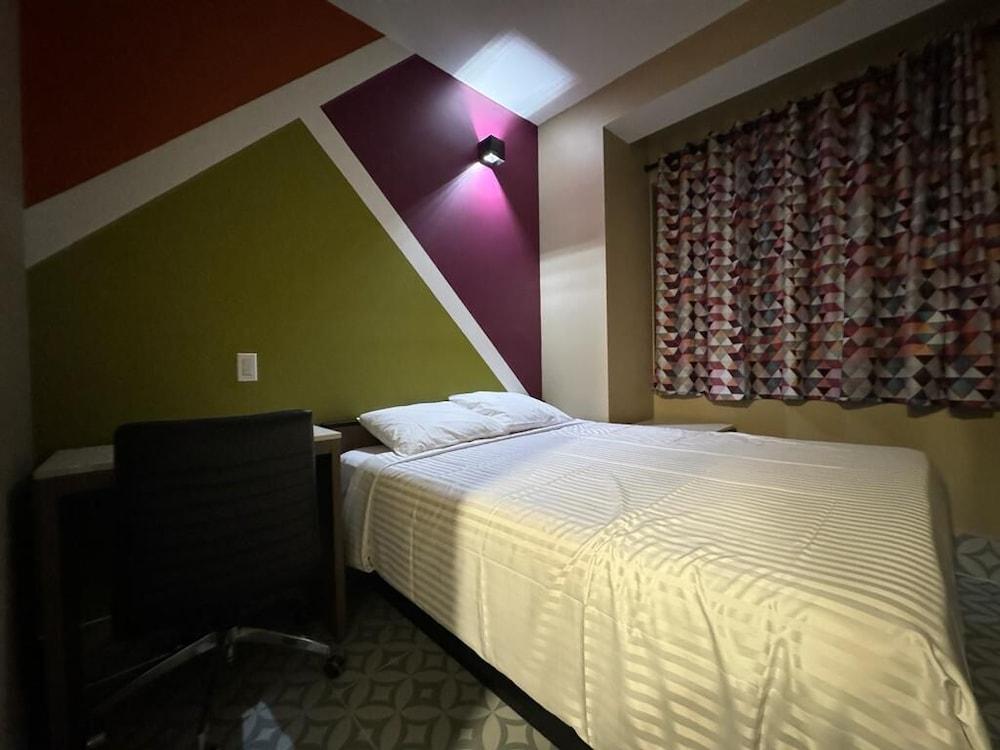 Moon Hotel Brooklyn photo 5