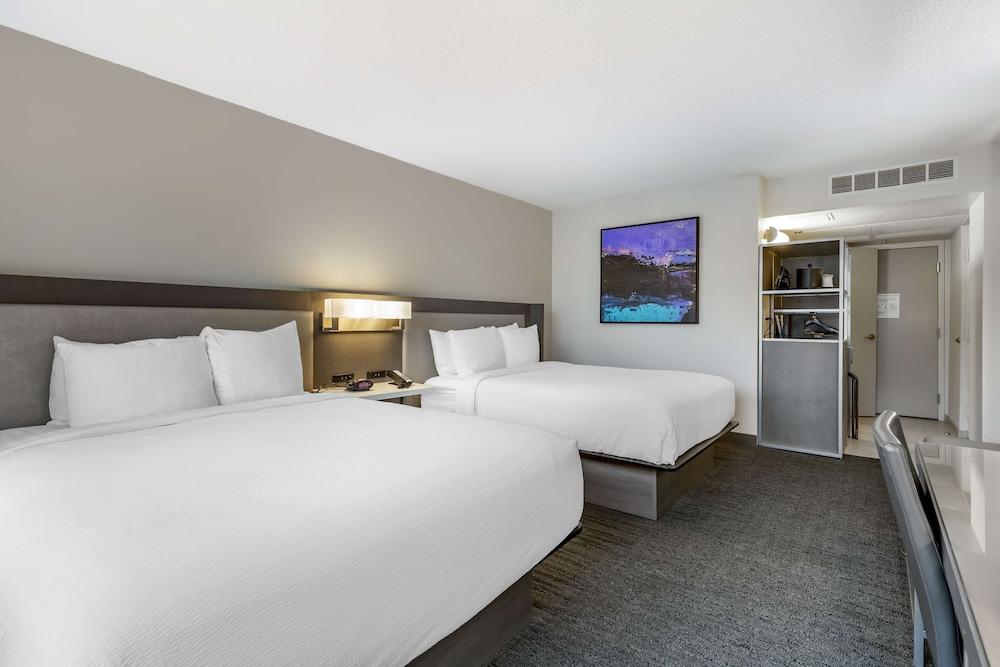 Best Western Premier Rockville Hotel & Suites photo 6