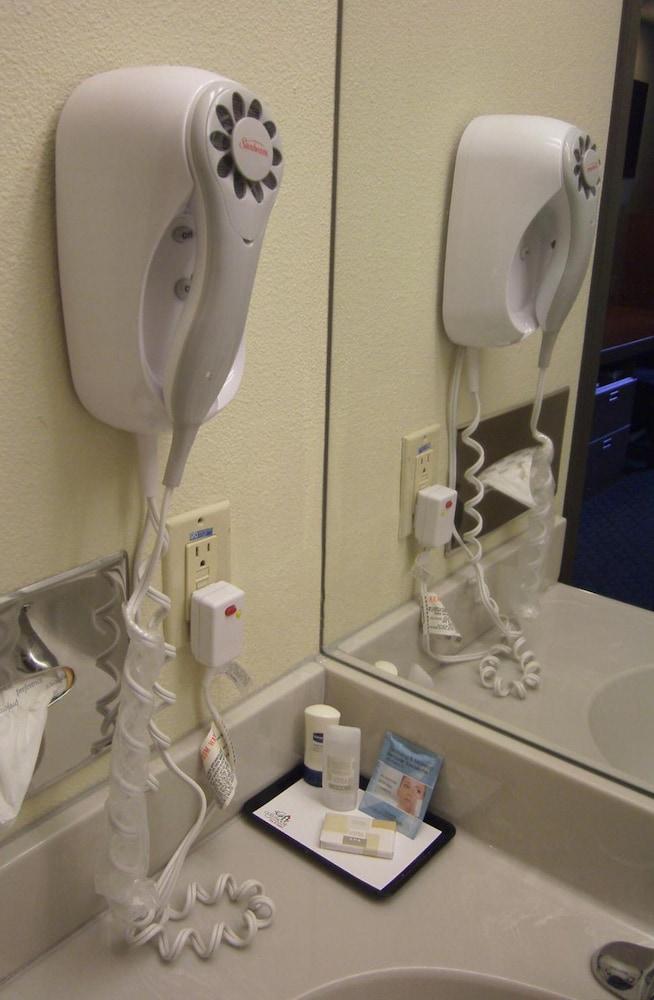 Stay Beyond Inn & Suites photo 13