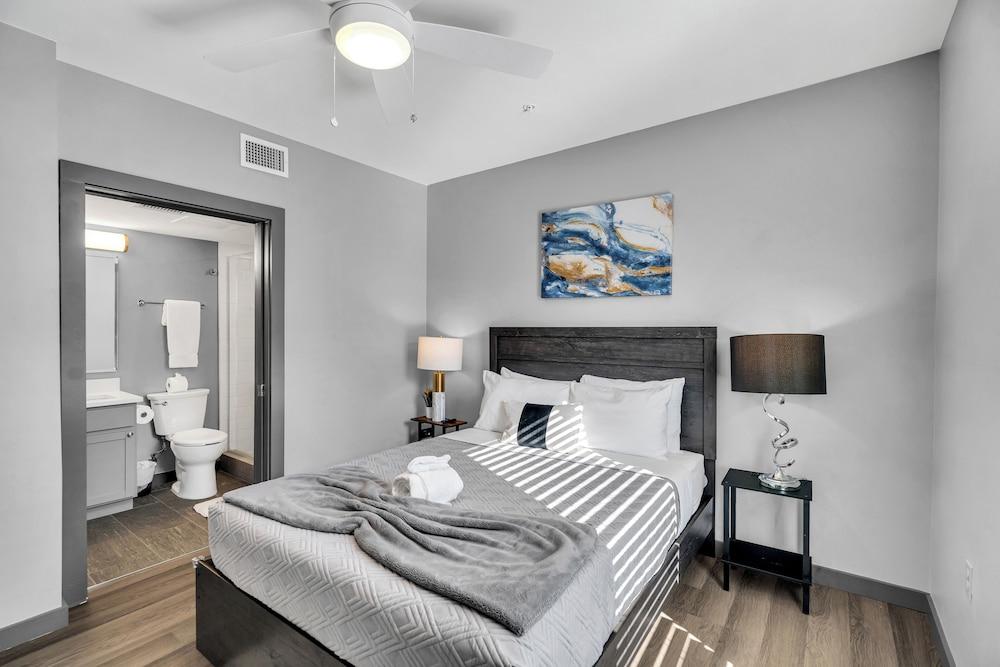 New Orleans Bywater Apartments photo 95