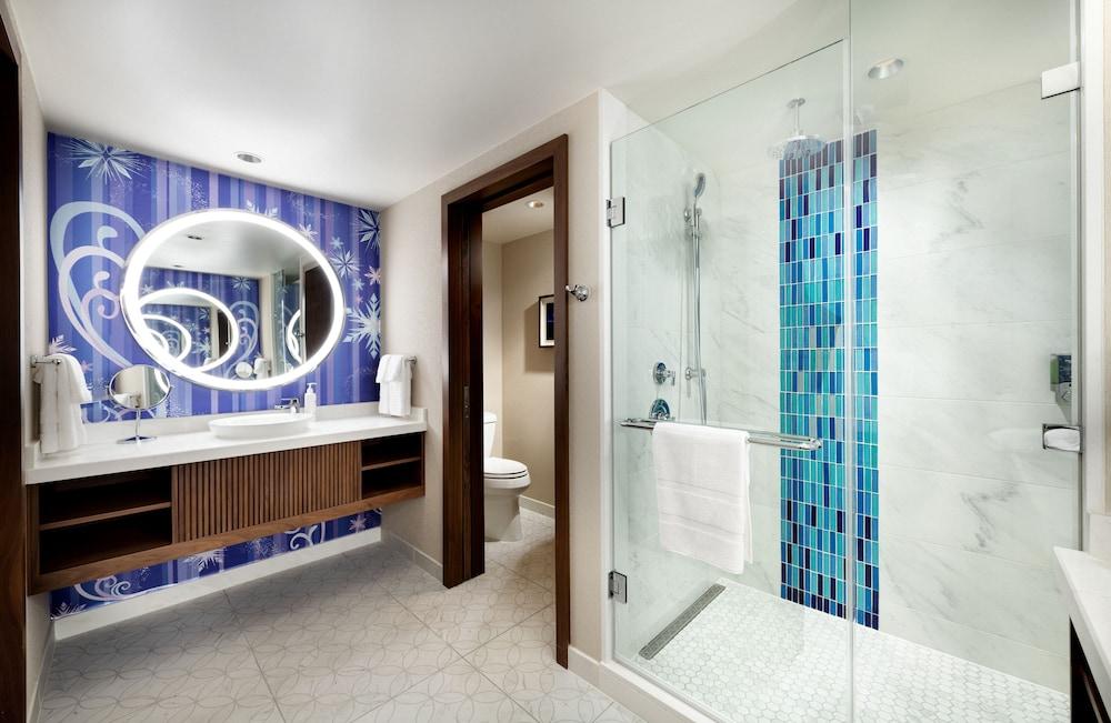 The Villas At The Disneyland Hotel photo 31