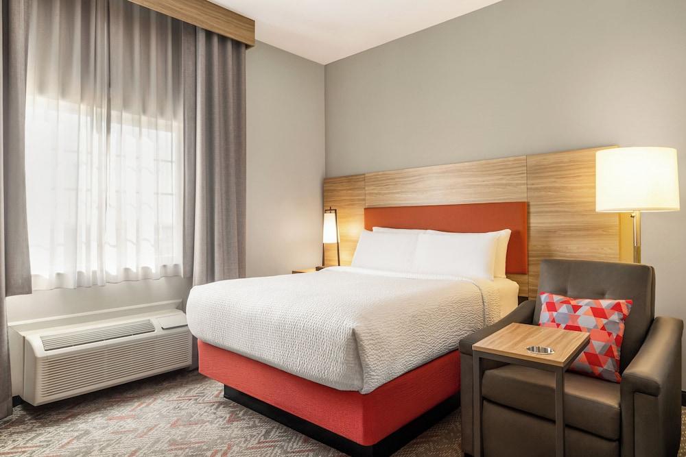 Candlewood Suites Mount Pleasant by IHG photo 21