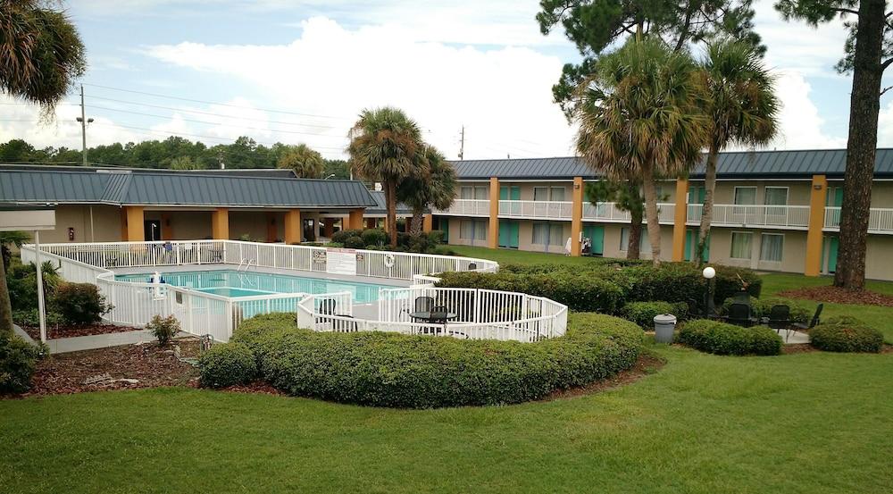 Econo Lodge Thomasville photo 51