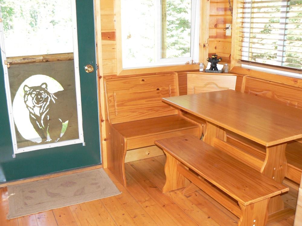 Smoky Bear Ranch Bed & Breakfast & Cabins photo 23