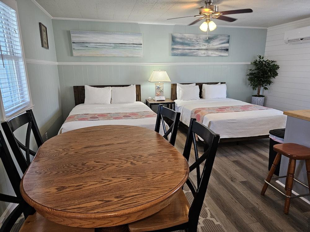 Island Guesthouse and Motel photo 19