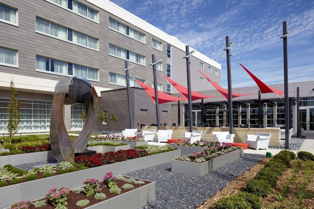 The Hotel at Kirkwood Center photo 34