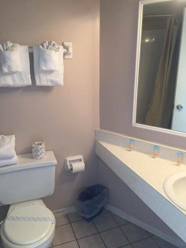 The Seascape Inn photo 25