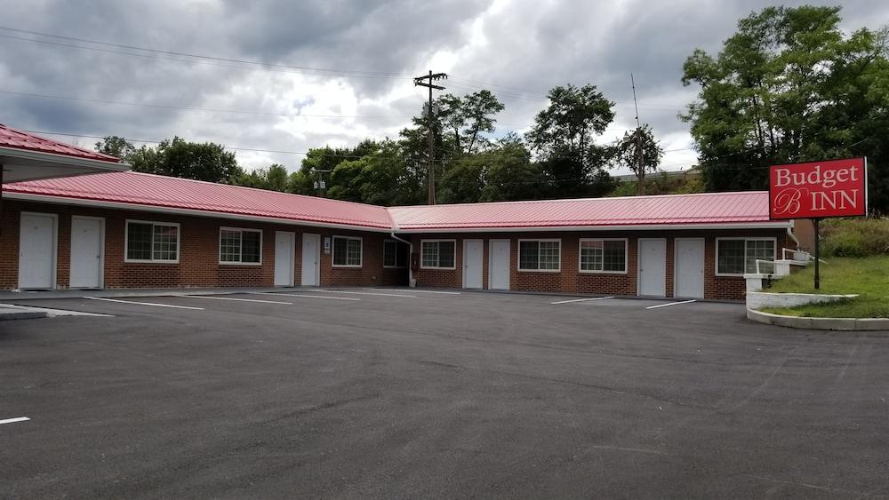 Budget Inn Breezewood photo 19