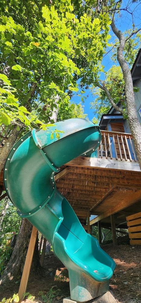 Emberglow Outdoor Resort photo 97