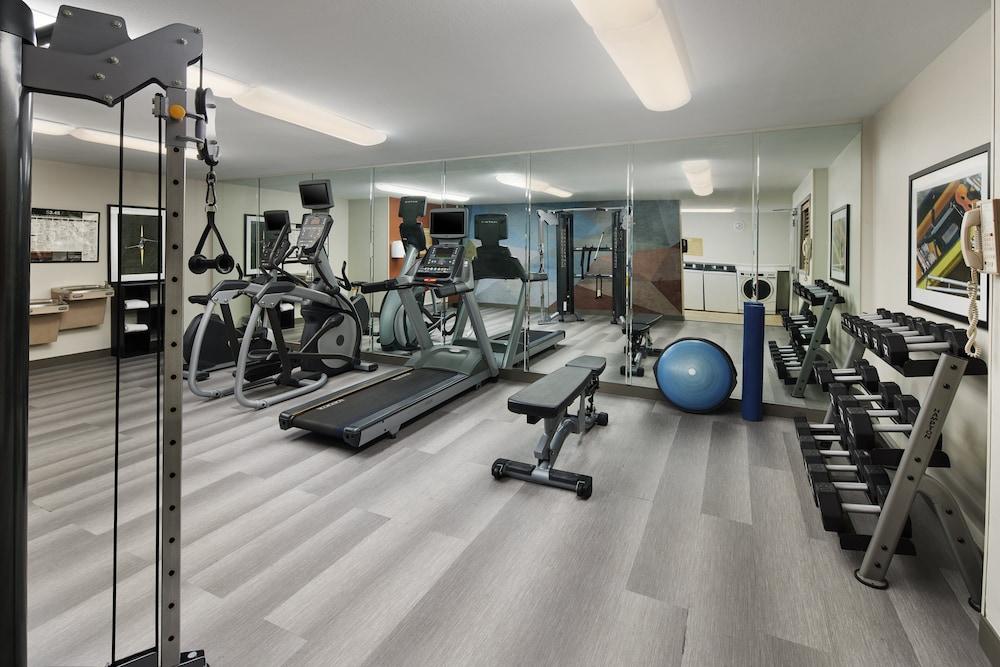 Candlewood Suites I-26 at Northwoods Mall by IHG photo 24
